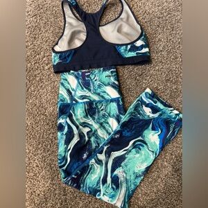 Ladies Patagonia athletic set